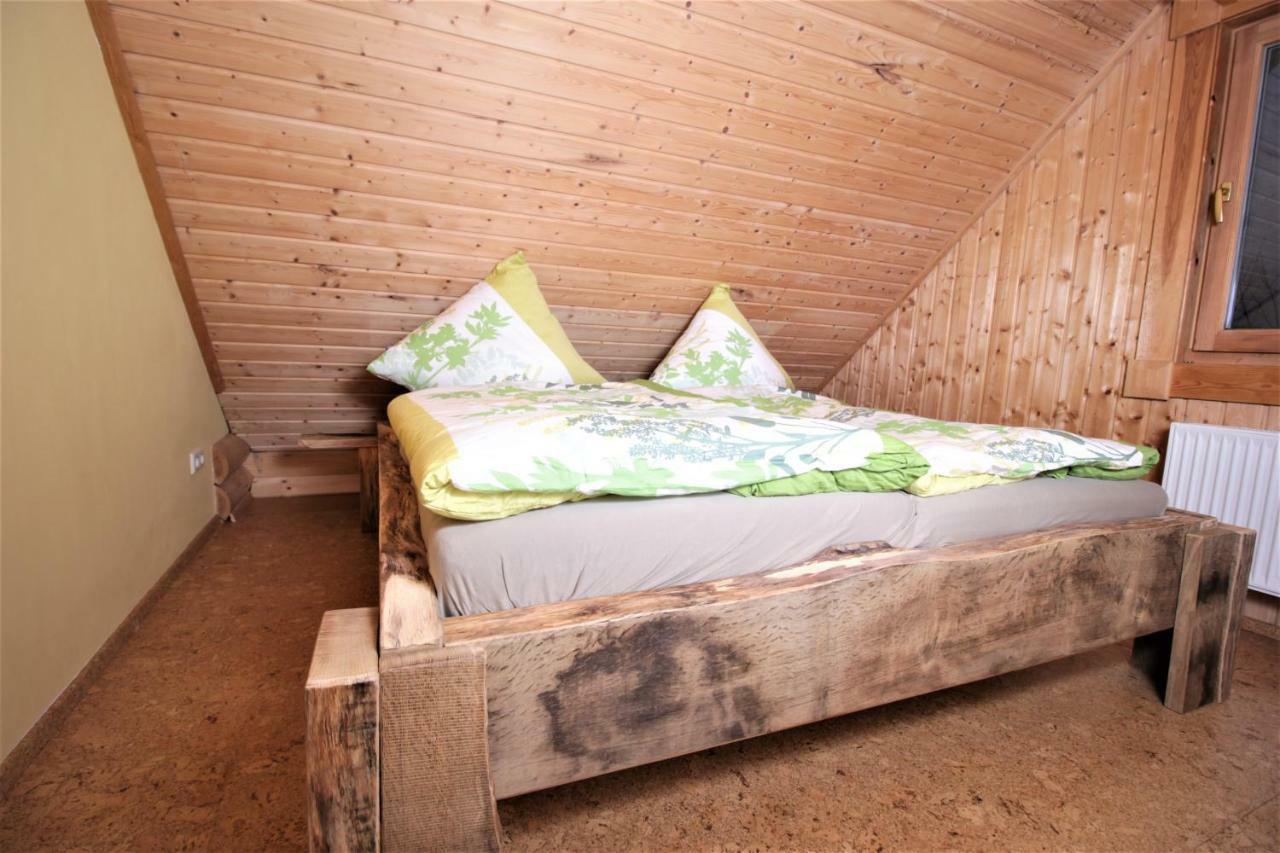 Oybiner Blockhaus Und Ferienwohnungen Hain  Extérieur photo